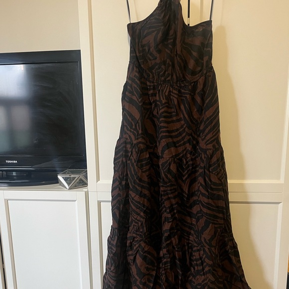 Nicole Miller Maxi Halter Dress - Picture 5 of 6